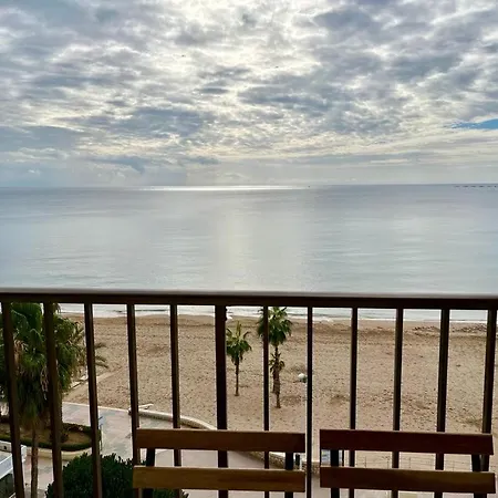 Frente Al Mar En Con Parking 4 Personas Apartment